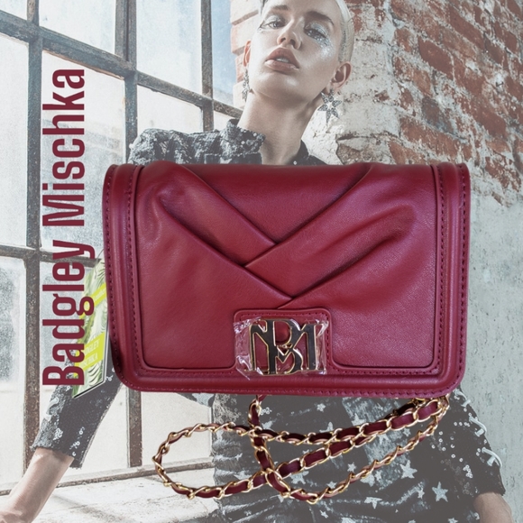 NWT BADGLEY MISCHKA Pleated Wine Colored Crossbody Bag - Picture 11 of 11
